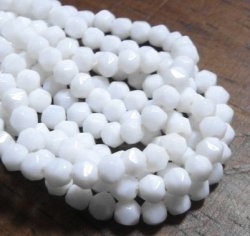 画像1: Opaque White English Cut Beads 4mm　(10個入り）