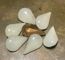 画像1: White Opal Drop 13*8mm (5個入り）