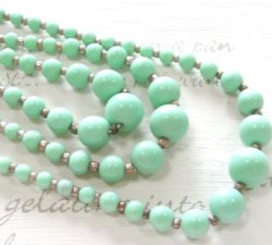 画像1: 3strand Graduated Mint Green Glass Beads