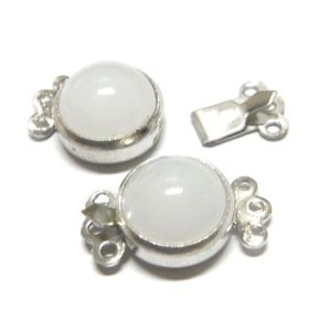 画像: White Round Clasp