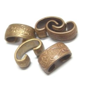 画像: Textured Brass Coneector 9.7*4.8mm(2個入り）