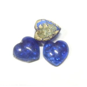 画像: Blue Bumpy Heart 8*9mm(3個入り）