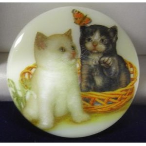 画像: Cat Glass Button 42mm