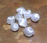 画像: White Satin Hollow Glass Beads 6mm(10個入り）