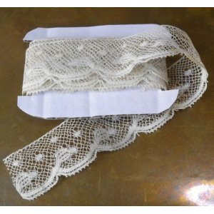 画像: Antique Lace Ivory 27mm x 195cm