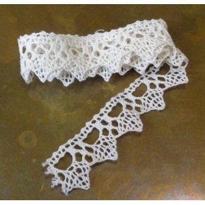 画像: Antique Lace ivory 21mm x 65cm