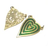 画像: Enamel Green & Gold Heart Charm 39*26mm