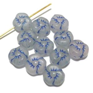 画像: Matte White/Blue Pansy Beads 8.5*9.5mm(20個入り）