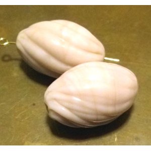 画像: Pink Textured Oval Beads 22*14mm 