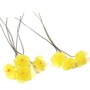 画像: Yellow Flower Wired Beads 8mm