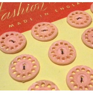 画像: Vintage Aclilic Pink Buttons 20.5mm (4個入り）