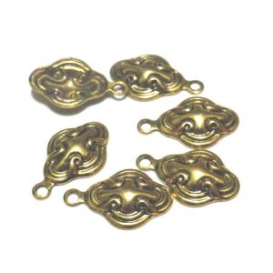 画像: Vintage Gold Art Nouveau Cross Charm 15*9mm (6個入り） 