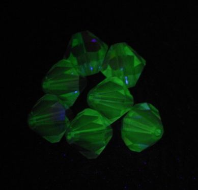 画像2: Art.5301 Peridot AB 8mm(4個入り)