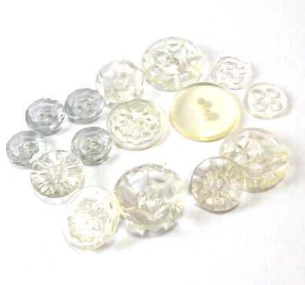 画像1: Clear Glass Buttos 8-11mm(14個入り）