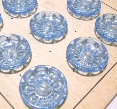 画像1: Vintage Lt.Blue Flower Glass Button 18mm