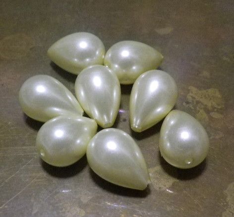 画像1: Ivory Pearl Drop Beads 11*8mm (4個入り）