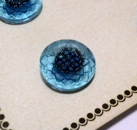 画像2: Blue Flower Glass Button 13mm