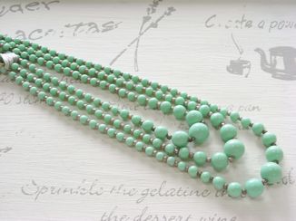 画像: 3strand Graduated Mint Green Glass Beads