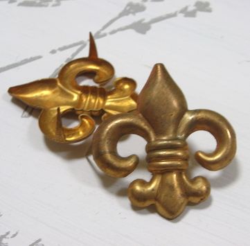 画像1: Brass Fleur-de-lis (L)